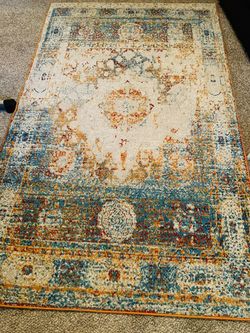 Good Condition Rug No Pets No Smoke 