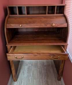 Compact Roll-top Desk