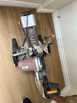 10” Chicago Electric Sliding Compound Miter Saw
