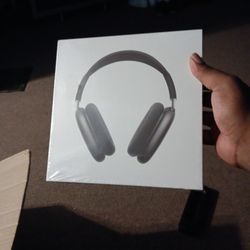 Airpods Max 150$ 