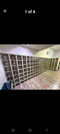 Lockers LIKE NEW qty Available