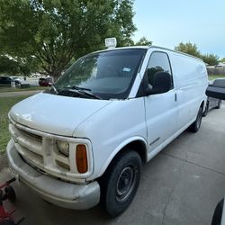 Chevrolet 2002 Express 2500 