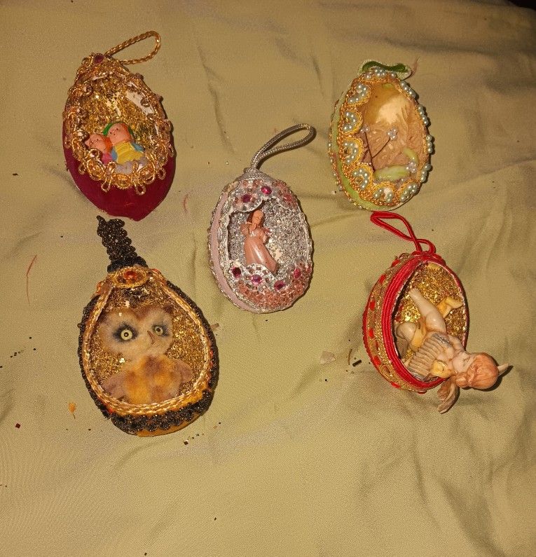 (#8) 5 MCM DIORAMA Xmas Easter Ornament Glitter Pearls Real Eggshells handmade