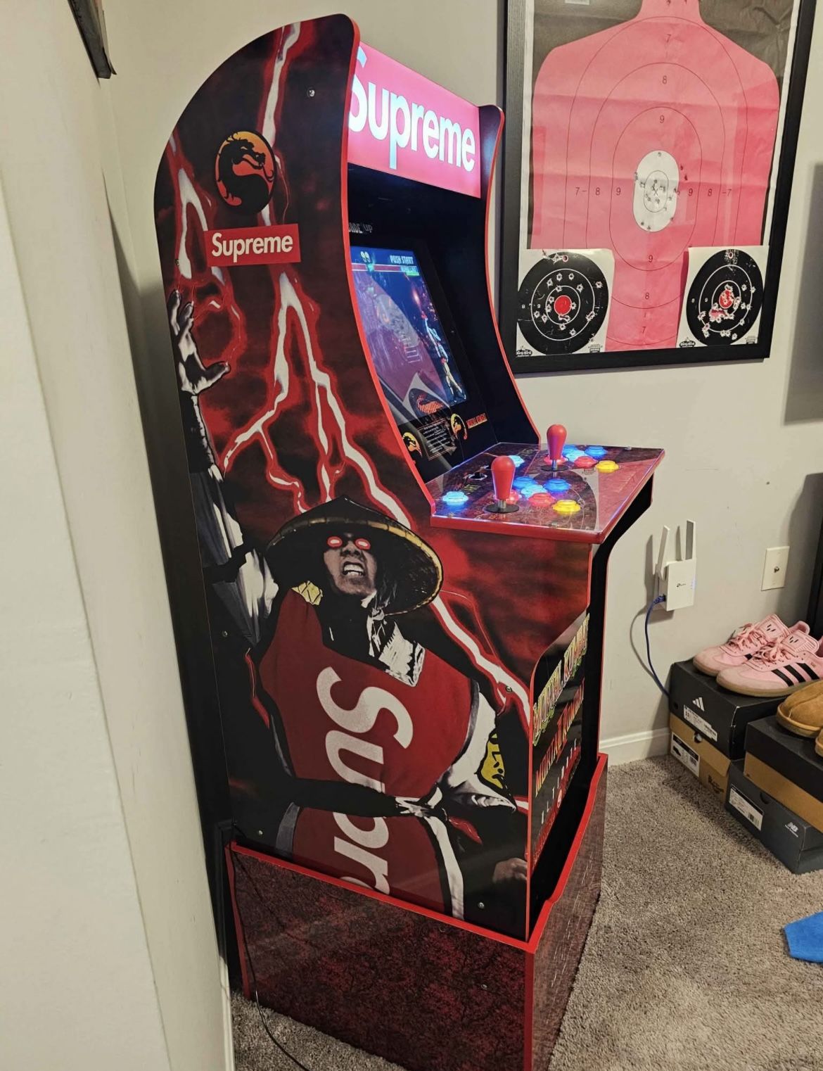 Supreme arcade 1up