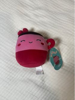 Edna Squishmallow