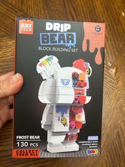 Drip Bear Frost Bear Building Set - White