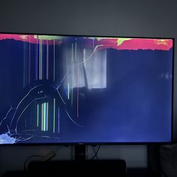 Broken Hisense Smart TV 55in