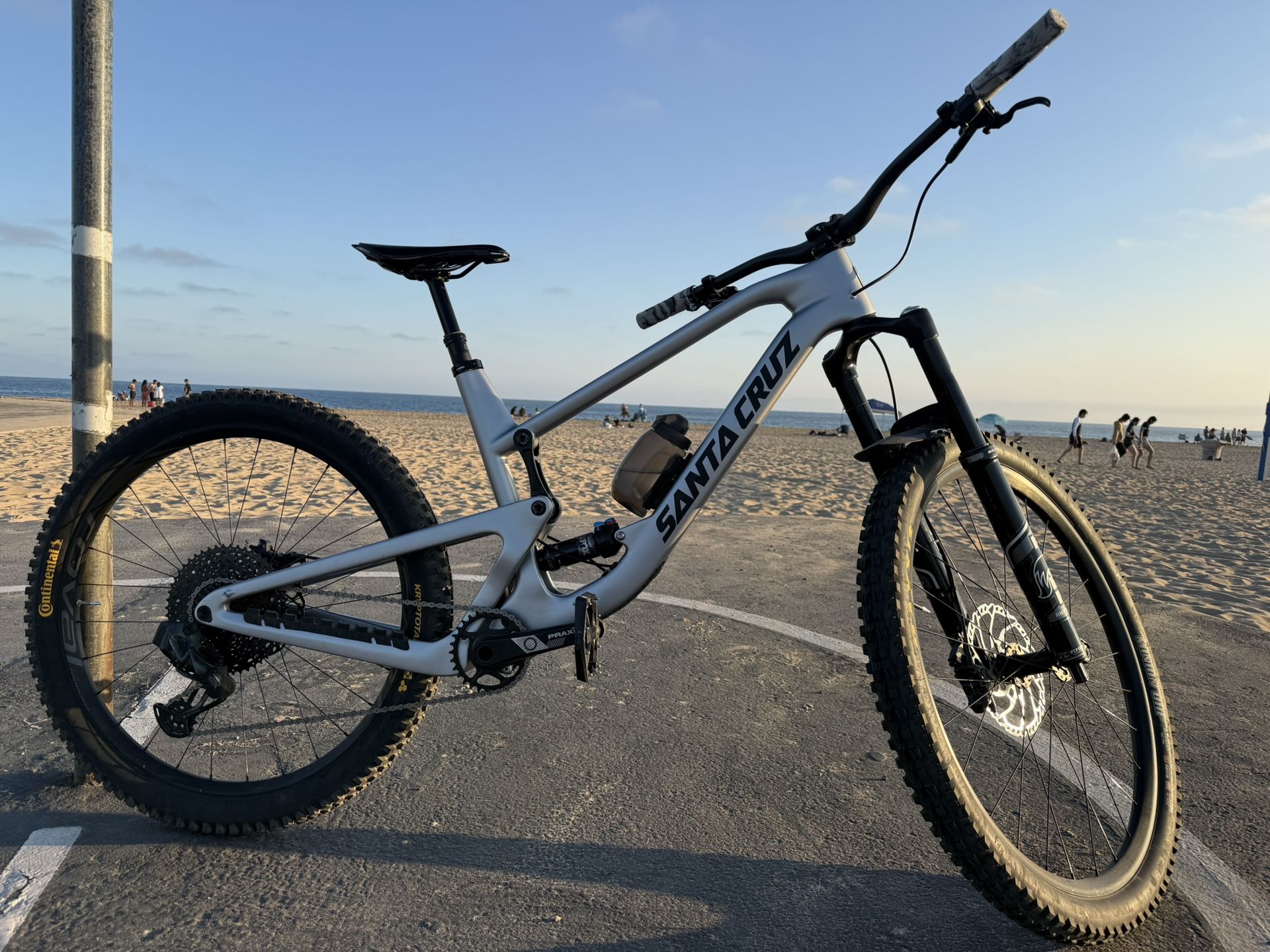 Mountain Bike Like New 
