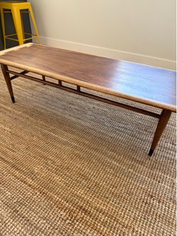 Lane Acclaim Coffee Table