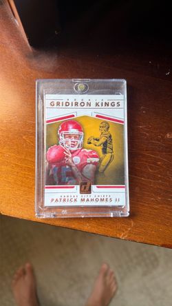 Rookie Gridiron Kings Patrick Mahomes card