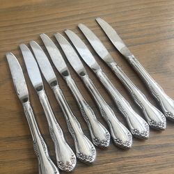 MANSFIELD Oneida Lot of 8 Dinner Knives Stainless Flatware Vintage 9"