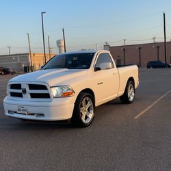 2009 ram V8