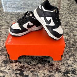 Nike Panda Dunks 4C