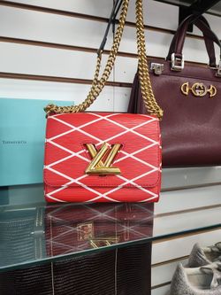 Louis Vuitton Epi Twist Malletage Red Shoulder Bag Crossbody Purse