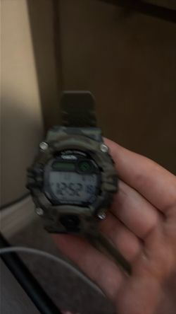 Camo watch