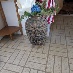 Decorative Large Thing