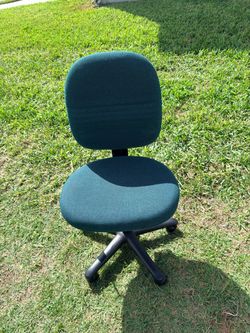 Adjustable Swivel Office/Study Chair Without Arms (Teal)