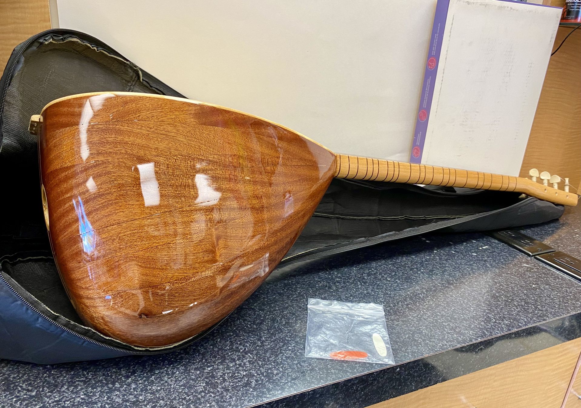 Turkish Baglama