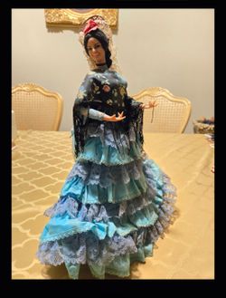 Vintage 1960s Marin Chiclana Spanish Flamenco Dancer 17" Doll.
