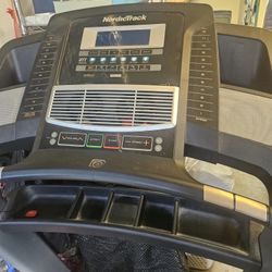 Treadmill 2020 Excellent Condition