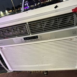 25,000 BTU 700$ OBO