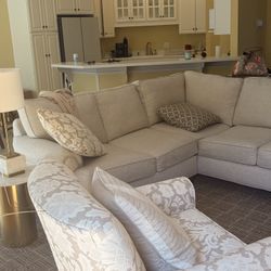 Complete Sectional