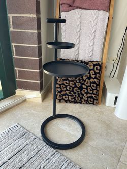 Target Modern Black Metal 2-Tier Plant Stand / Accent Side Table