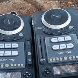 Numark Axis 9 Professional CD Player YOUR DJ COMPACT, POWERFUL MIXING SOLUTION