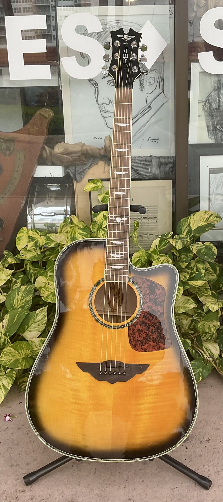 Keith Urban The Urban Guitar Collection "Player" by Keith Urban -Quilted Maple Tobacco Burst