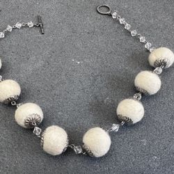 Beads on the neck