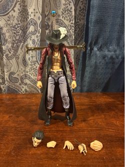 One piece Varible action Heros Mihawk figure