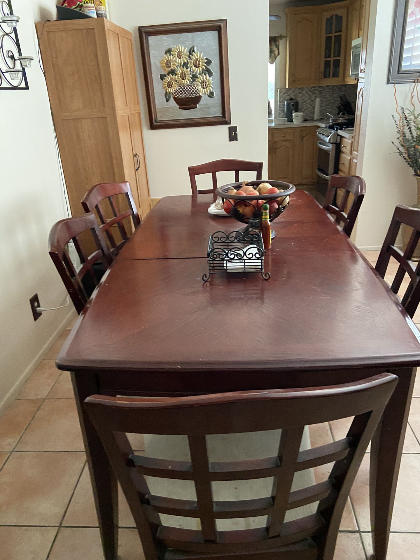 Table and chairs 45 obo pick up only