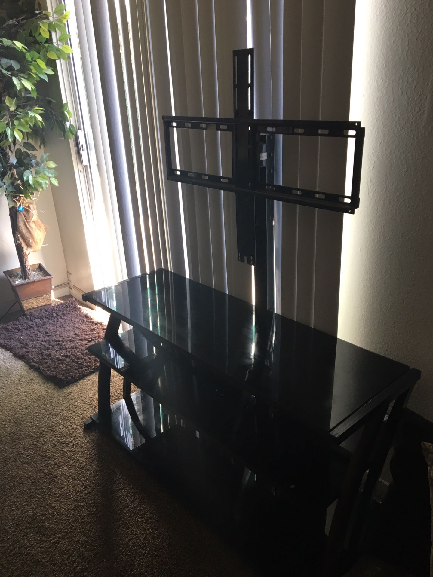 Tv stand/ shelve