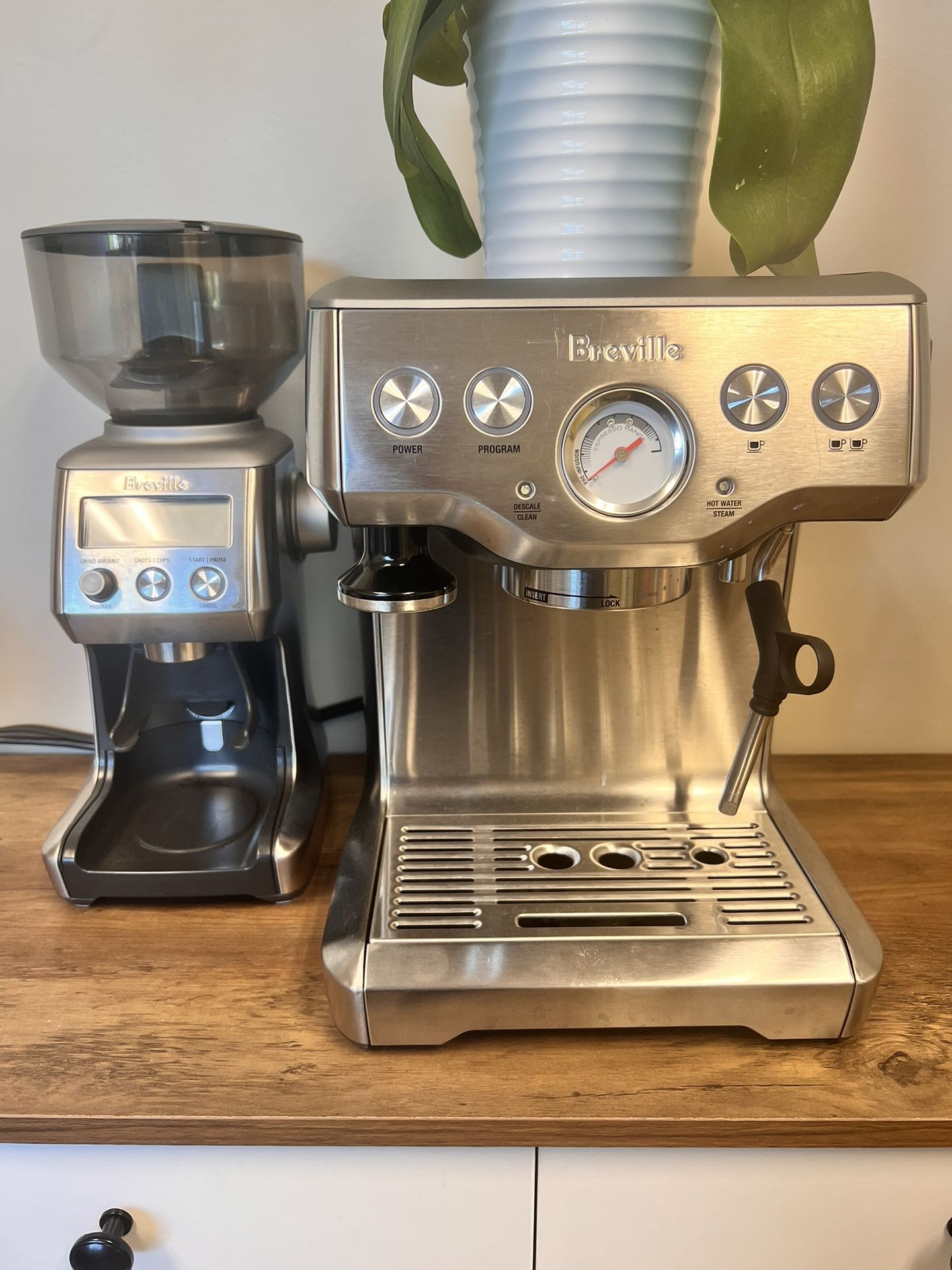 Breville Espresso Machine & Grinder