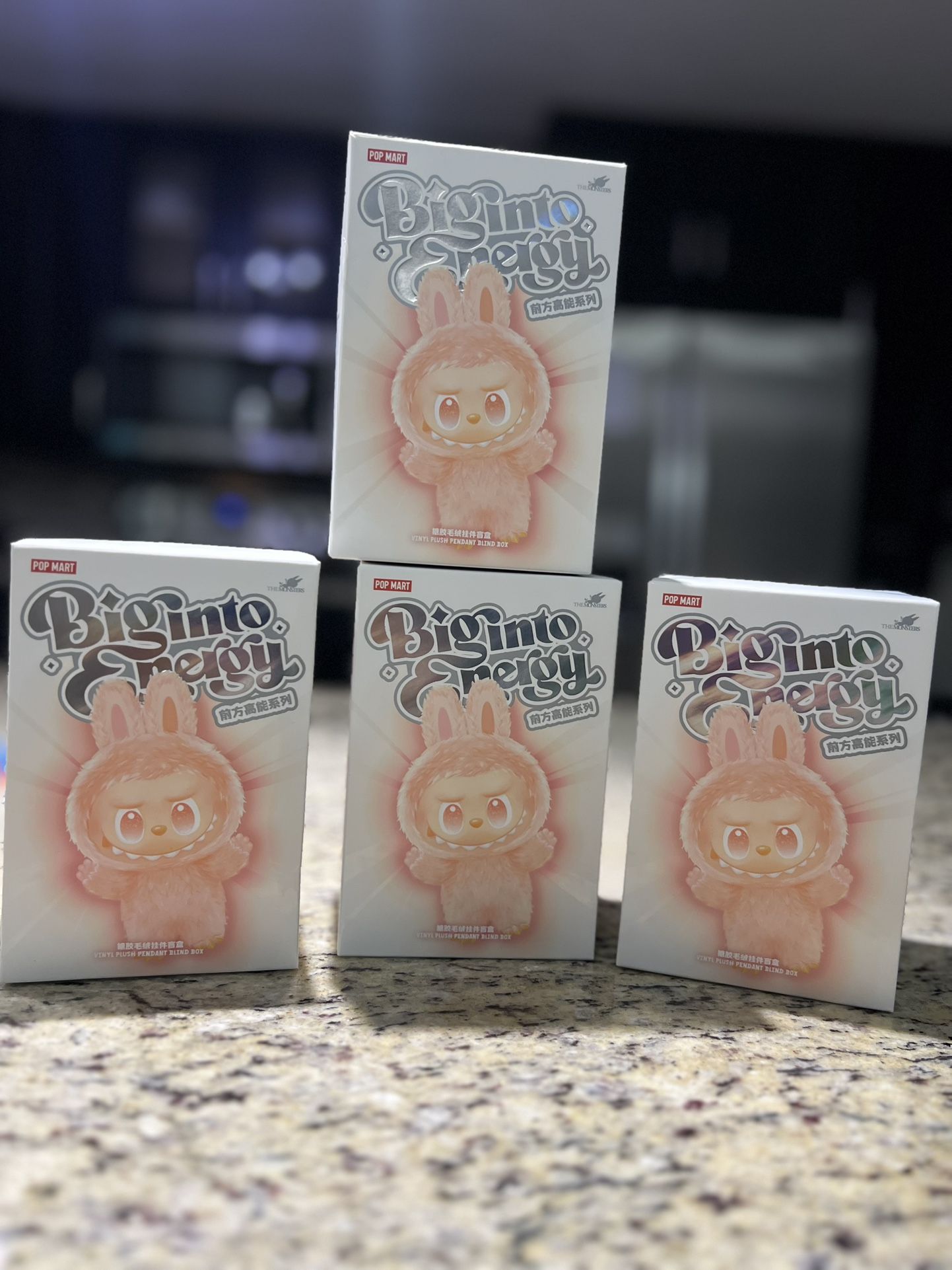 The Monsters Big into Energy LOYALTY 忠誠 The Monsters Big into