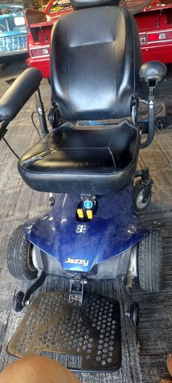Mobility wheelchair good shape $400