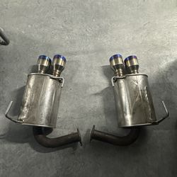 Invidia Q300 Quad Tip Axlebacks 2015-21 Subaru WRX STI 