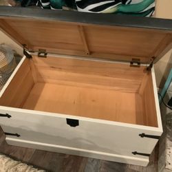 Storage Chest Or Coffee Table 