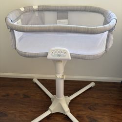 Halo Bassinet Swivel Sleeper 