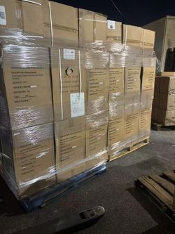 Amazon Basics 46,000 BTU Outdoor Propane Patio Heater with Wheels, Commercial & Residential, Havana Bronze, with Water Tank, 32.1 x 32.1 x 91.3 inches