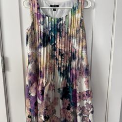 Women’s Floral Dress Size 2