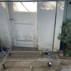 Heavy Duty Clothes Rack In Good Condition 