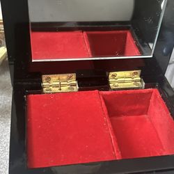 Hummingbird Music Box