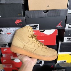 Nike Air Force 1 High Flax size 10.5 VNDS