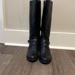Black Boots