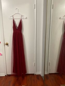 Red Windsor criss cross dress