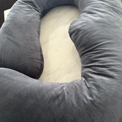 Pregnancy Pillow