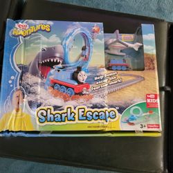 BRAND NEW THOMAS & FRIENDS ADVENTURES SHARK ESCAPE TOY AGES 3+