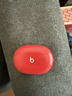 Beats Studio Buds