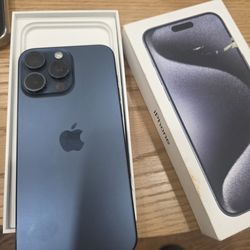 Iphone 15 pro max 256gb UNLOCKED